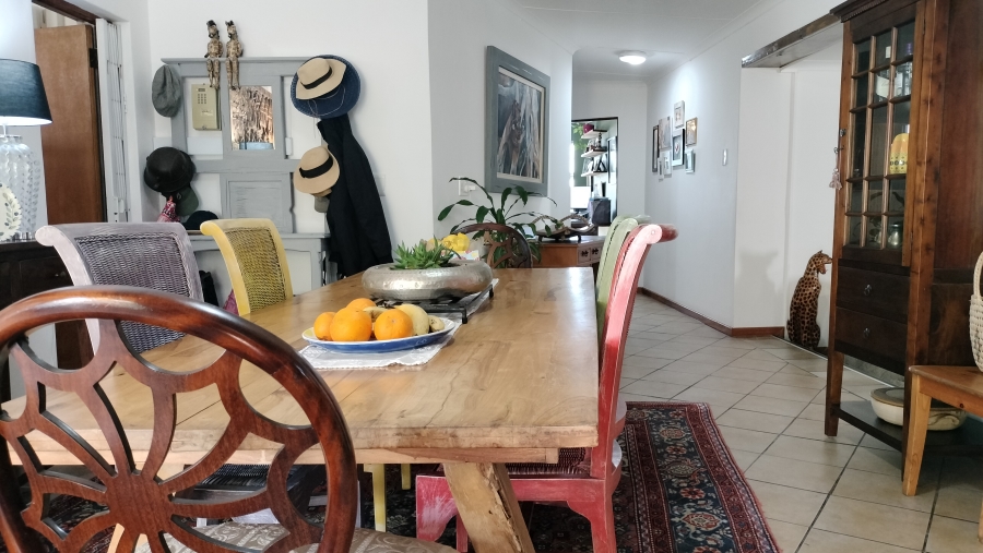5 Bedroom Property for Sale in Fraaiuitsig Western Cape